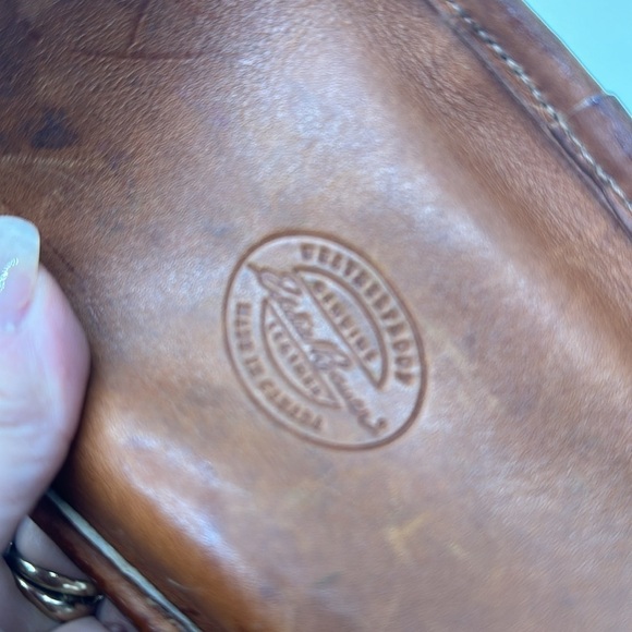 Eddie Bauer Brown Vintage Leather Crossbody Bag MCB6724R - Picture 8 of 16